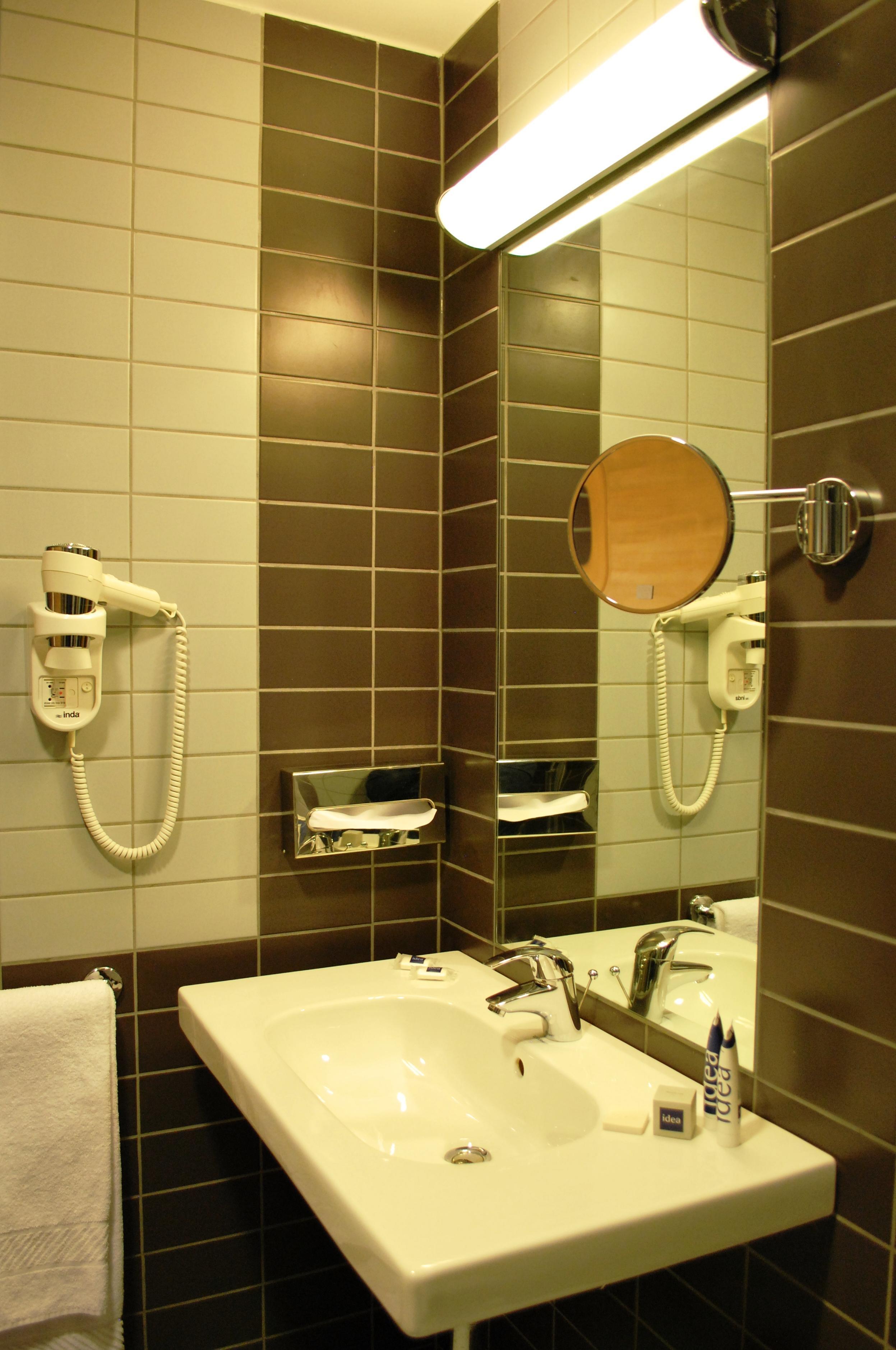Idea Hotel